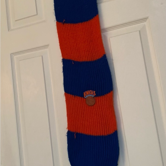 Vintage 1970s New York Knicks Logo Scarf - Picture 5 of 5